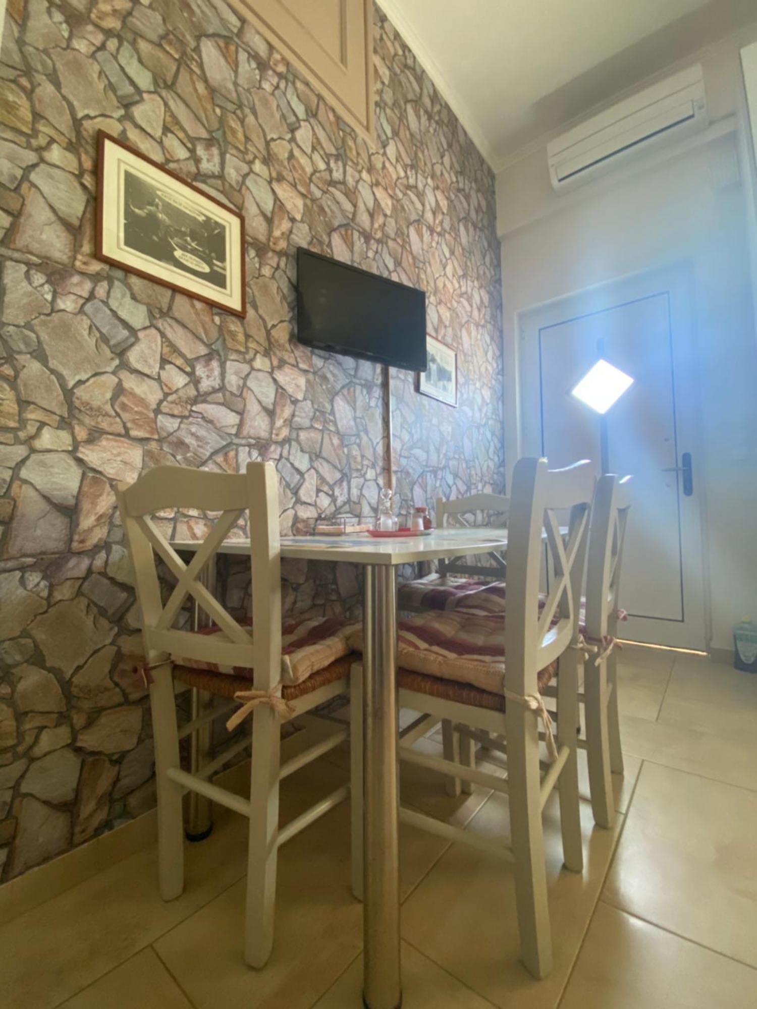 Villa Maria & Zachos House à Kíssamos Extérieur photo
